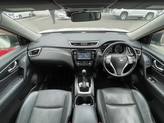 日産 エクストレイル 20X エマージェンシーブレーキ 宮崎県 2014(平26)年 7.9万km ブリリアントホワイトパール メーカーOPナビゲーション/　AM FM CD DVD BT TV/アラウンドビューモニター/エマージェンシーブレーキ/４WD/サンルーフ/ETC車載器/運転席助手席シートヒーター/パワーバックドア/LEDヘッドライト/プッシュスタート/アイドリングストップ/オートエアコン/スマートキー/ルーフレール