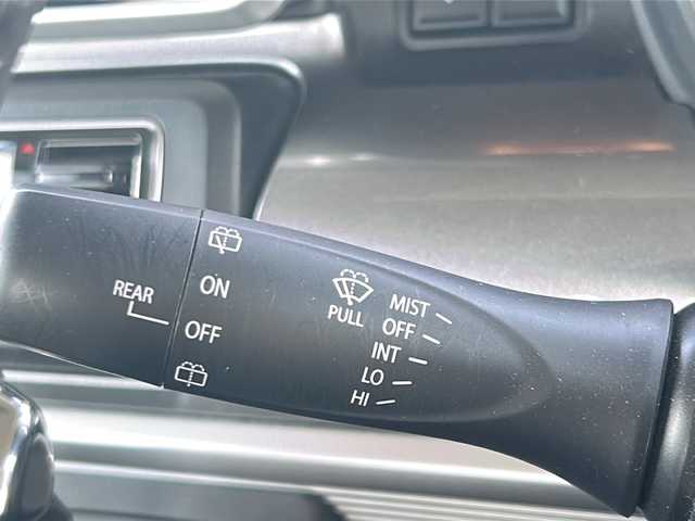 スズキ スペーシア ギア HYBRID XZターボ 山形県 2019(令1)年 4.5万km ツールグリーンパールメタリック/ガンメタリック2トーンルーフ 4WD/衝突被害軽減システム/純正ナビ/（Bluetooth/CD/DVD/フルセグ)/クルーズコントロール/レーンキープアシスト/横滑り防止装置/アラウンドビューモニター/両側パワースライドドア/純正ドライブレコーダー/前席シートヒーター/フォグランプ/LEDヘッドライト/オートライト/オートマチックハイビーム/ルーフレール/電動格納ミラー/ウィンカーミラー/ステアリングスイッチ/パドルシフト/ETC/純正アルミホイール/純正フロアマット/スマートキー/スペアキー/ドアバイザー