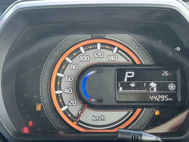 スズキ スペーシア ギア HYBRID XZターボ 山形県 2019(令1)年 4.5万km ツールグリーンパールメタリック/ガンメタリック2トーンルーフ 4WD/衝突被害軽減システム/純正ナビ/（Bluetooth/CD/DVD/フルセグ)/クルーズコントロール/レーンキープアシスト/横滑り防止装置/アラウンドビューモニター/両側パワースライドドア/純正ドライブレコーダー/前席シートヒーター/フォグランプ/LEDヘッドライト/オートライト/オートマチックハイビーム/ルーフレール/電動格納ミラー/ウィンカーミラー/ステアリングスイッチ/パドルシフト/ETC/純正アルミホイール/純正フロアマット/スマートキー/スペアキー/ドアバイザー