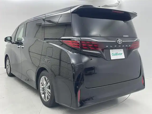 トヨタ アルファード Z 茨城県 2024(令6)年 1.2万km ブラック 純正14型DA/フルセグ/アドバンストパーク/全方位カメラ/左右独立ムーンルーフ/衝突被害軽減ブレーキ/車線逸脱抑制装置/レーダークルーズコントロール/オートマチックハイビーム/クリアランスソナー/BSM/両側電動スライドドア/デジタルインナーミラー/置くだけ充電/ETC2.0/シートヒーター/ベンチレーション/ステアリングヒーター/純正18インチAW/3眼LEDヘッドライト/スマートキー