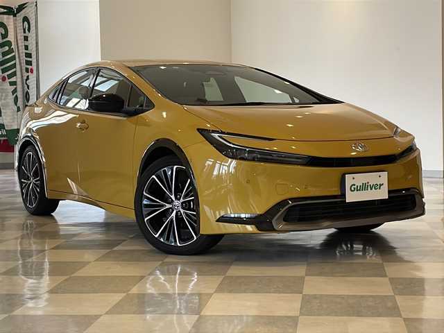 トヨタ プリウス Z 福井県 2023(令5)年 0.5万km 黄 カラーコード:5C5/フルセグテレビ/Bluetooth/HDMI/シートヒーター/ベンチレーション/ステアリングヒーター/パノラミックビューモニター/ビルドインETC2.0/前後ドライブレコーダー/AC100V/置くだけ充電/ブラインドスポットモニター