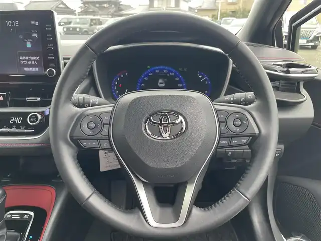 トヨタ カローラ スポーツ ハイブリッドG Z 熊本県 2022(令4)年 4.6万km プラチナホワイトパールマイカ ワンオーナー/純正ディスプレイオーディオ/・AM/FM/USB/BT/・AppleCarPlay/AndroidAuto/・フルセグTV/バックカメラ/トヨタセーフティセンス/・レーントレーシングアシスト/・プリクラッシュセーフティ/・クリアランスソナー/・パーキングサポートブレーキ/・ロードサインアシスト/・レーダークルーズコントロール/・オートマチックハイビーム/前後コーナーセンサー/革巻きステアリング/・ステアリングリモコン/ハーフレザーシート/・D/N席シートヒーター/オートライト/・LEDライト/・フォグランプ/・ヘッドライトレベライザー/MODELISTAフルエアロ/電動サイドブレーキ/・ホールドボタン/電動格納ミラー/・ウィンカーミラー/トノカバー/純正フロアマット/純正アルミホイール/純正ドアバイザー/スマートキー/・スペアキー