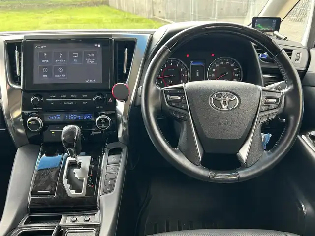トヨタ アルファード S Cパッケージ 長崎県 2021(令3)年 6.7万km ホワイトパールクリスタルシャイン ワンオーナー/サンルーフ/純正ナビ/（CD/DVD/BT/フルセグ）/バックカメラ/フリップダウンモニター/衝突軽減システム/レーンアシスト/ブラインドスポットモニター/デジタルインナーミラー/パワーシート/シートヒーター/エアシート/ハンドルヒーター/両側パワースライドドア/パワーバックドア/ドライブレコーダー/社外レーダー（AR-G5A）/純正18インチAW