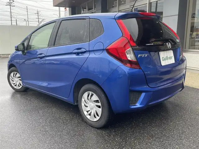 ホンダ フィット 13G Fパッケージ 愛知県 2015(平27)年 6.5万km ブリリアントスポーティブルーメタリック2トーン ワンオーナー/メモリナビ/フルセグテレビ/バックカメラ