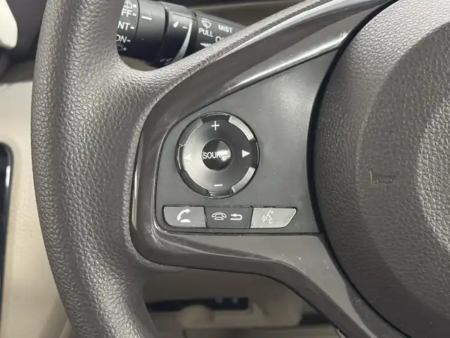 ホンダ Ｎ ＢＯＸ G L ホンダセンシング 三重県 2020(令2)年 2.8万km クリスタルブラックパール ガソリン/FF/インパネCVT/純正 7インチナビ VXM-205Ci/（CD/FM/AM/iPod/SD/USB/Bluetooth）/バックカメラ/両側パワースライドドア/ドライブレコーダー 前方/ビルトイン ETC/Honda SENSING/・衝突軽減ブレーキ［CMBS］/・車線維持支援システム［LKAS］/・路外逸脱抑制機能/・アダプティブクルーズコントロール［ACC］/・先行車発進お知らせ機能/・標識認識機能/装備/・オートライト/・LEDヘッドランプ/・オートハイビーム/・オートエアコン/・ステアリングスイッチ/・2.5A 急速充電対応 USB充電ジャックx2/・電動格納ドアミラー/・リヤドアロールサンシェード/・プッシュスタート/・14インチスチールホイール＋純正ホイールキャップ/・スマートキーx2/・ナビ取/・2トーンカラー（クリスタルブラックパール［NH731P］＋タフタホワイトIII［NH906］？）/など