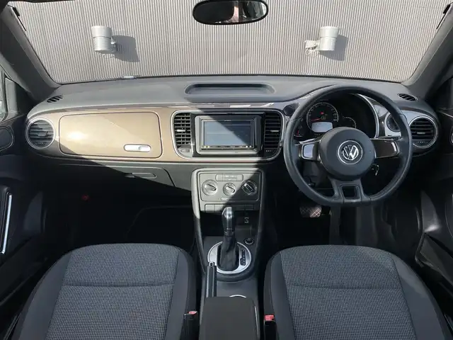 フォルクスワーゲン ザ・ビートル デザイン 長野県 2015(平27)年 5.8万km 茶