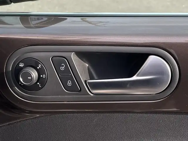 フォルクスワーゲン ザ・ビートル デザイン 長野県 2015(平27)年 5.8万km 茶