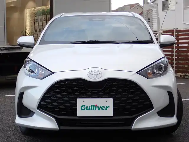 トヨタ ヤリス X 千葉県 2025(令7)年 0.1千km プラチナホワイトパールマイカ 【登録済未使用車】/【プラチナホワイトパールマイカ（089）】/8インチディスプレイオーディオ/・AM/FMチューナー（ワイドFM対応）/・USB入力（動画・音楽再生/給電type-C）/・HDMI入力端子/・Apple CarPlay/Android Auto対応/・Miracast対応/・Blue tooth対応（ハンズフリー/オーディオ）/バックガイドモニター/ETC車載器/プッシュスタート/スマートキー2本/Toyota safety sense/・プリクラッシュセーフティ/・レーントレーシングアシスト/・レーンディパーチャーアラート/・レーダークルーズコントロール/・オートマチックハイビーム/・ロードサインアシスト/・発進遅れ告知機能/パーキングサポートブレーキ/サイド/カーテンシールドエアバッグ/保証書/取扱説明書/禁煙車