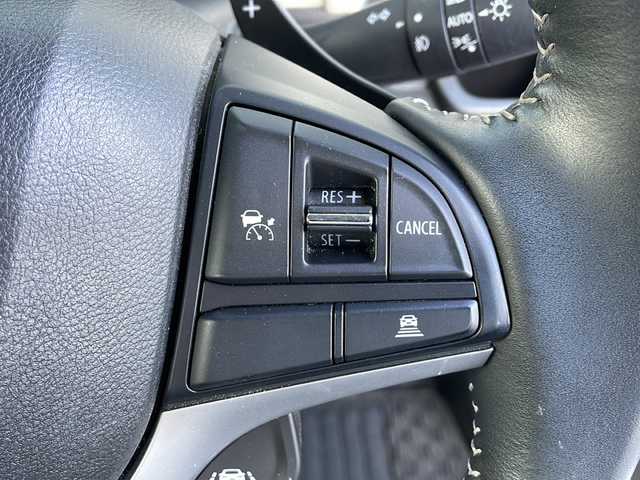 スズキ クロスビー HYBRID MZ 香川県 2021(令3)年 1.9万km タフカーキパールメタリック スズキセーフティサポート/・デュアルカメラブレーキサポート/・誤発進抑制機能/・ふらつき警報機能/・後退時ブレーキサポート/純正8型ナビ/・フルセグTV/・CD/DVD/・Bluetooth/・AM/FM/全方位モニター/クリアランスソナー/インタークーラーターボ/純正１５インチアルミ/LEDヘッドライト/レーダークルーズコントロール/パドルシフト/アイドリングストップ/前後ドライブレコーダー/ステアリングスイッチ/前席ヒートシーター/プッシュスタート/スマートキー/純正フロアマット/純正ドアバイザー