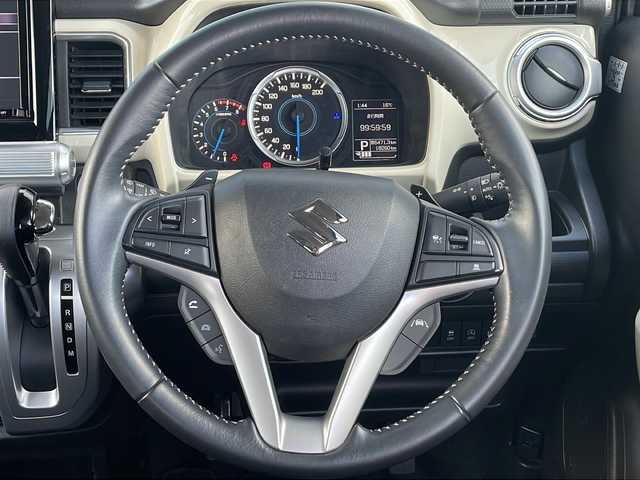 スズキ クロスビー HYBRID MZ 香川県 2021(令3)年 1.9万km タフカーキパールメタリック スズキセーフティサポート/・デュアルカメラブレーキサポート/・誤発進抑制機能/・ふらつき警報機能/・後退時ブレーキサポート/純正8型ナビ/・フルセグTV/・CD/DVD/・Bluetooth/・AM/FM/全方位モニター/クリアランスソナー/インタークーラーターボ/純正１５インチアルミ/LEDヘッドライト/レーダークルーズコントロール/パドルシフト/アイドリングストップ/前後ドライブレコーダー/ステアリングスイッチ/前席ヒートシーター/プッシュスタート/スマートキー/純正フロアマット/純正ドアバイザー