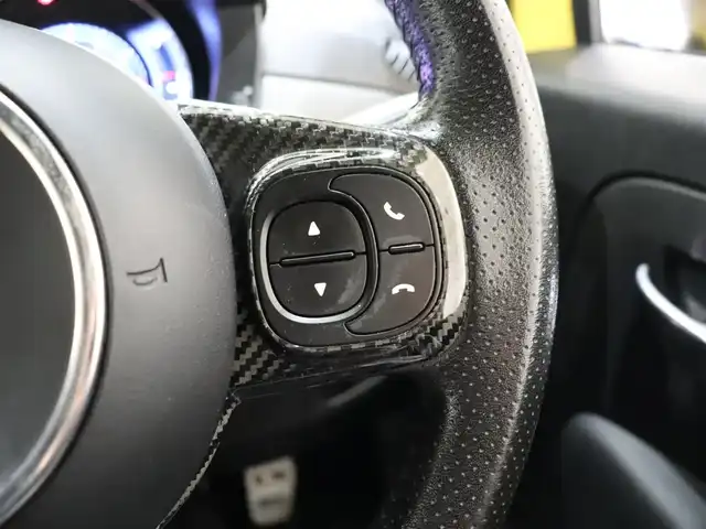 アバルト ５９５ コンペティツィオーネ 静岡県 2018(平30)年 5万km 黄 純正ディスプレイオーディオ/Bluetooth/AM/FM/ハーフレザーシート/ETC/純正17インチAW/brembo赤キャリパー/後方コーナーセンサー/HIDヘッドライト/スペアキー