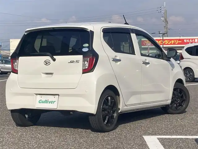 ダイハツ ミラ イース X SAⅢ 島根県 2017(平29)年 8.2万km ホワイト 4WD/社外ディスプレイオーディオ(BT/USB/AUX)/デジタルインナーミラー /ミラー一体型前後ドライブレコーダー/LEDヘッドライト/衝突被害軽減ブレーキ/車線逸脱警報/アイドリングストップ/オートハイビーム/純正フロアマット/電動格納ミラー/取扱説明書/保証書