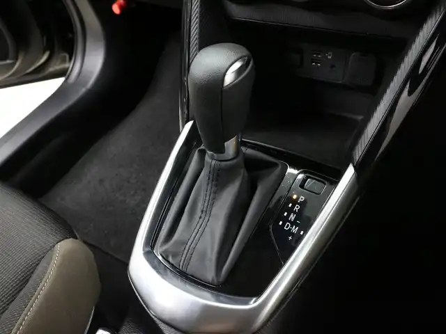 マツダ マツダ２ XD プロアクティブ 三重県 2020(令2)年 4.9万km ジェットブラックマイカ 前進時アドバンスドスマートシティブレーキサポート/後退時スマートシティブレーキサポート/AT誤発進抑制制御/ブラインドスポットモニタリング/リアクロストラフィックアラート/車線逸脱警報システム/リアパーキングセンサー/マツダコネクト/・7インチWVGAセンターディスプレイ/・コマンダーコントロール/・Bluetooth/・AppleCarPlay/AndroidAuto/・メモリーナビ/バックカメラ/社外ドライブレコーダー/無地ブラウン/ブラックツートーンクロスシート/前席シートヒーター /ビルトインETC/純正15インチアルミホイール/LEDヘッドライト/・オートライト/ハイビームアシストコントロール/プッシュエンジンスタート/スマートキー×2/新車時保証書/取扱説明書