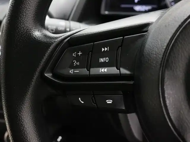 マツダ マツダ２ XD プロアクティブ 三重県 2020(令2)年 4.9万km ジェットブラックマイカ 前進時アドバンスドスマートシティブレーキサポート/後退時スマートシティブレーキサポート/AT誤発進抑制制御/ブラインドスポットモニタリング/リアクロストラフィックアラート/車線逸脱警報システム/リアパーキングセンサー/マツダコネクト/・7インチWVGAセンターディスプレイ/・コマンダーコントロール/・Bluetooth/・AppleCarPlay/AndroidAuto/・メモリーナビ/バックカメラ/社外ドライブレコーダー/無地ブラウン/ブラックツートーンクロスシート/前席シートヒーター /ビルトインETC/純正15インチアルミホイール/LEDヘッドライト/・オートライト/ハイビームアシストコントロール/プッシュエンジンスタート/スマートキー×2/新車時保証書/取扱説明書