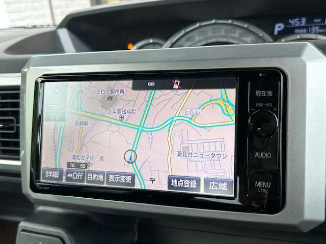 トヨタ ピクシスメガ GターボレジャーエディションSAⅡ 高知県 2016(平28)年 8.4万km パールホワイトⅢ (株)IDOMが運営する【じしゃロン高知店】の自社ローン専用車両になります。こちらは現金またはオートローンご利用時の価格です。自社ローンご希望の方は別途その旨お申付け下さい