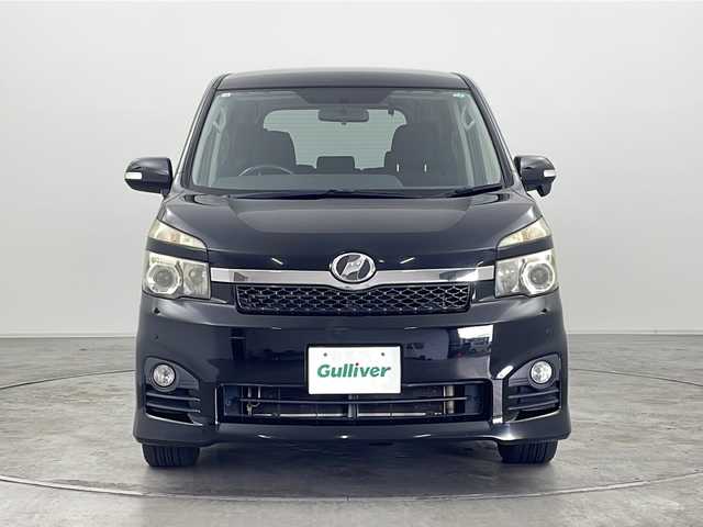 トヨタ ヴォクシー ZS 群馬県 2012(平24)年 13.7万km ブラック 純正ナビ　フルセグＴＶ　バックカメラ　両側電動スライドドア　前席シートヒーター　パドルシフト　レザーステアリング　ステアリングスイッチ　純正ビルトインＥＴＣ　コーナーセンサー　スマートキー　禁煙車