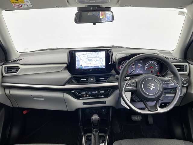 スズキ スイフト HYBRID MZ 長野県 2024(令6)年 1.3万km ピュアホワイトパール/ガンメタリック2トーン 4WD/ツートーン（ピュアホワイト×ガンメタリック）/純正ナビ/（フルセグ/Bluetooth/CD/DVD）/全方位モニター/衝突軽減ブレーキ/レーンキープアシスト/レーダークルーズコントロール/前後コーナーセンサー/ブラインドスポットモニター/前席シートヒーター/ステアリングスイッチ/電動パーキングブレーキ/パドルシフト/充電ポート/アイドリングストップ/MTモード付AT/スマートキー/スペアキー