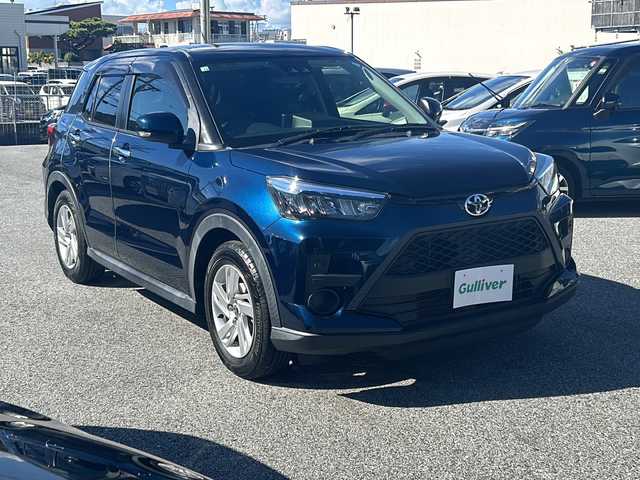 トヨタ ライズ G 沖縄県 2020(令2)年 5.2万km レーザーブルークリスタルシャイン 県外仕入　/純正ナビ　（ＡＭ／ＦＭ／ＣＤ／ＤＶＤ／ＢＴ）　/フルセグＴＶ　/衝突被害軽減システム　/バックカメラ　/ＥＴＣ　/前後コーナーセンサー　/サイドエアバッグ　/ステアリングスイッチ　/充電用ＵＳＢ端子