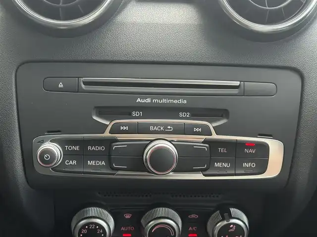 アウディ Ａ１ SB 1．0TFSI 三重県 2018(平30)年 4万km 黒Ⅱ 純正ナビ/　・フルセグ/　・Bluetooth/　・DVD/　・録音/スマートキー/プッシュスタート/D/N席シートヒーター/HIDヘッドライト/ターンミラー/ETC