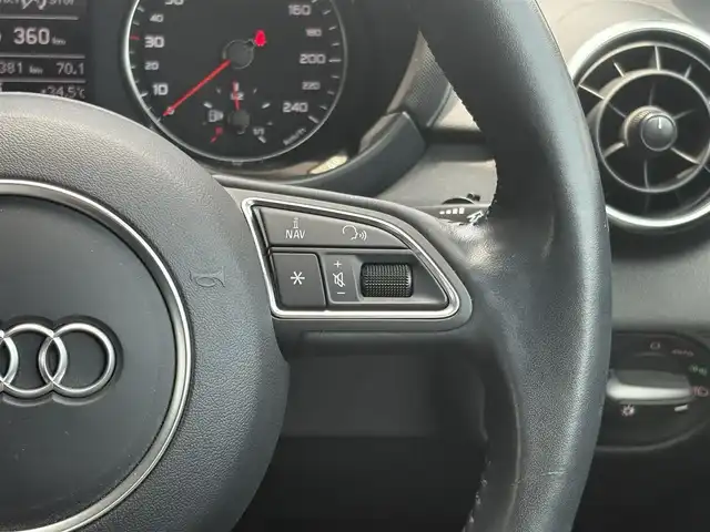 アウディ Ａ１ SB 1．0TFSI 三重県 2018(平30)年 4万km 黒Ⅱ 純正ナビ/　・フルセグ/　・Bluetooth/　・DVD/　・録音/スマートキー/プッシュスタート/D/N席シートヒーター/HIDヘッドライト/ターンミラー/ETC