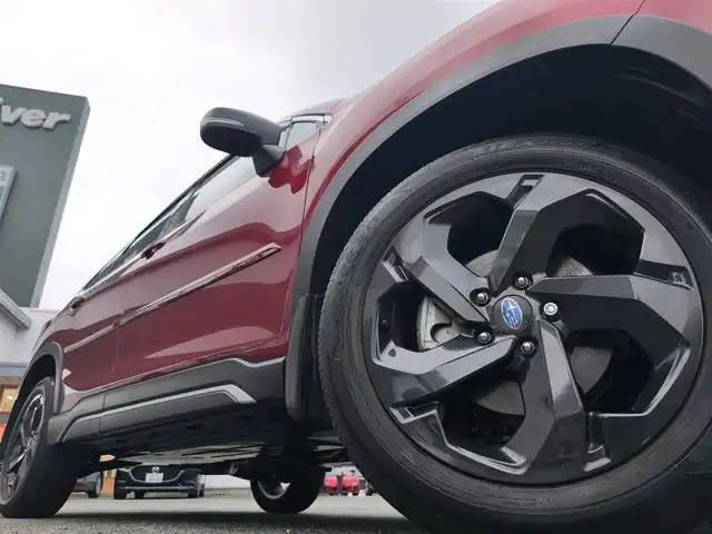スバル フォレスター スポーツ 熊本県 2024(令6)年 0.2万km クリムゾンレッドP ワンオーナー/純正SDナビ（CN-FX800D）/【フルセグテレビ/Bluetooth/CD/DVD】/サイド・バックカメラ/アイサイト/衝突軽減ブレーキ/レーダークルーズコントロール/ステアリングスイッチ/ハーフレザーシート/前席シートヒーター/前席パワーシート/ステアリングヒーター/電子パーキング/オートホールド/ETC/純正18インチAW/アイドリングストップ/パワーシート/横滑り防止/保証書/取扱説明書