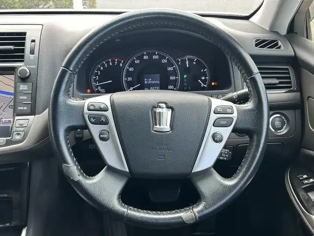 トヨタ クラウン アスリート 群馬県 2012(平24)年 6.3万km ホワイトパールクリスタルシャイン (株)IDOMが運営する【じしゃロン伊勢崎店】の自社ローン専用車両になりますこちらは現金またはオートローンご利用時の価格です。自社ローンご希望の方は別途その旨お申付け下さい/純正HDDナビゲーション/バックカメラ/CD/DVD/DTV/USB/AUX/MSV/クルーズコントリール/ビルトインETC/HIDヘッドライト/フォグライト/前席パワーシート/オートライト/パワーチルトステアリング/ドアバイザー/純正フロアマット