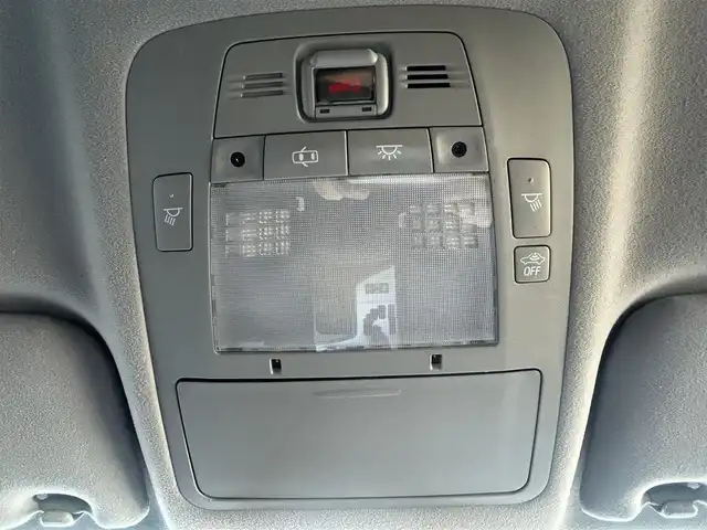 トヨタ クラウン アスリート 群馬県 2012(平24)年 6.3万km ホワイトパールクリスタルシャイン (株)IDOMが運営する【じしゃロン伊勢崎店】の自社ローン専用車両になりますこちらは現金またはオートローンご利用時の価格です。自社ローンご希望の方は別途その旨お申付け下さい/純正HDDナビゲーション/バックカメラ/CD/DVD/DTV/USB/AUX/MSV/クルーズコントリール/ビルトインETC/HIDヘッドライト/フォグライト/前席パワーシート/オートライト/パワーチルトステアリング/ドアバイザー/純正フロアマット