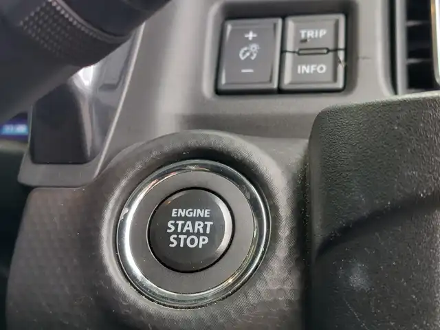 スズキ ハスラー Jスタイル ターボ 東京都 2022(令4)年 1.9万km オフブルーメタリック/ガンメタリック2トーンルーフ スズキセーフティサポート/・デュアルカメラブレーキサポート/・車線逸脱警報機能/・先行車発進お知らせ機能/・誤発進抑制機能/・アダプティブクルーズコントロール/・コーナーセンサー/・全方位モニター/プッシュスタート/アイドリングストップ/パドルシフト/純正ナビ/フルセグTV/ETC/ドライブレコーダー/ルーフレール/シートヒーター/LEDヘッドライト/オートライト/ドアバイザー/15インチ純正アルミホイール/スマートキー