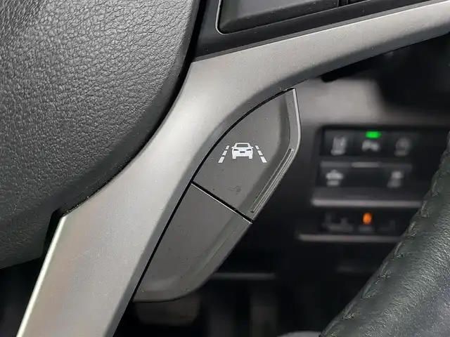 スズキ ハスラー Jスタイル ターボ 東京都 2022(令4)年 1.9万km オフブルーメタリック/ガンメタリック2トーンルーフ スズキセーフティサポート/・デュアルカメラブレーキサポート/・車線逸脱警報機能/・先行車発進お知らせ機能/・誤発進抑制機能/・アダプティブクルーズコントロール/・コーナーセンサー/・全方位モニター/プッシュスタート/アイドリングストップ/パドルシフト/純正ナビ/フルセグTV/ETC/ドライブレコーダー/ルーフレール/シートヒーター/LEDヘッドライト/オートライト/ドアバイザー/15インチ純正アルミホイール/スマートキー