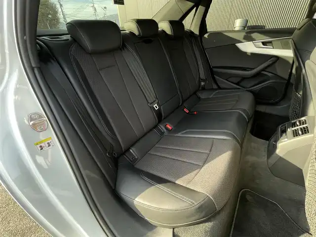 アウディ Ａ４ 2.0 TFSI クワトロ スポーツ Sライン PKG 長野県 2016(平28)年 5.1万km グレイシアホワイトメタリック ACC/ Audiサイドアシスト / パークアシスト/ バーチャルコックピット / マトリクスLED / ダイナミックインジケーター/ MMIナビ / 360°カメラ / ハーフレザ-シート / シートヒーター / PWシート / 前後ドラレコ