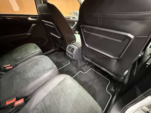 フォルクスワーゲン ＶＷ ゴルフ トゥーラン TDI ハイライン 千葉県 2018(平30)年 5.8万km ピュアホワイト ＡＣＣ　/純正ナビ　/バックカメラ　/ＰＤＣ　/サイドアシスト　/レーンキープアシスト　/ＣａｒＰｌａｙ　/Ａｎｄｒｏｉｄ　/Ａｕｔｏ　/パーキングアシスト　/電動リアゲート　/ＬＥＤヘッドライト　/オートライト　/ＥＴＣ