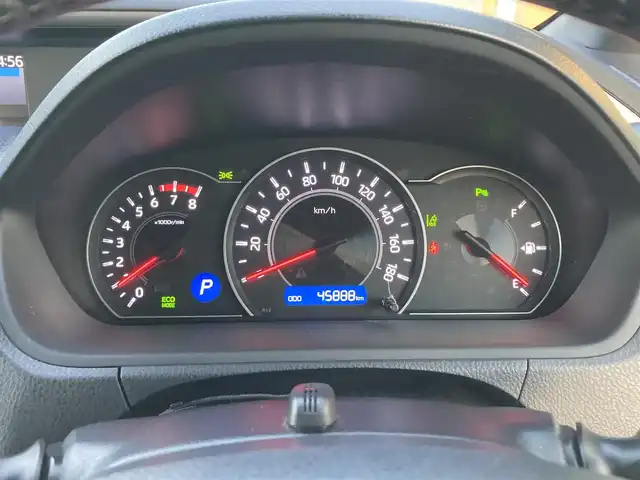 トヨタ ヴォクシー ZS 煌Ⅲ 愛媛県 2020(令2)年 4.6万km ホワイトパールクリスタルシャイン 純正１０型ナビ（NSZN-Z68T）/フルセグＴＶ/バックカメラ/両側パワースライドドア/クルーズコントロール/ＬＥＤヘッドライト/オートハイビーム/衝突軽減システム/車線逸脱警報/クリアランスソナー/ハーフレザー/禁煙車/７名乗車/取説/スペアキー