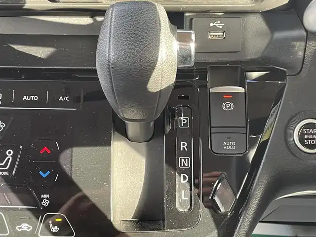 日産 ルークス HWS Gターボ プロパイロットED 兵庫県 2022(令4)年 4.7万km ホワイトパール 純正9インチナビ/アラウンドビューモニター/プロパイロット/エマージェンシーブレーキ/両側パワースライドドア/フルセグTV/Bluetooth接続/シートヒーター/後席サーキュレーター/革調シート/CD/DVD/ETC/ステアリングリモコン/LEDヘッドライト/スイッチスタート