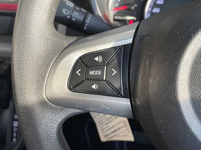 ダイハツ ブーン シルク SAⅡ 静岡県 2016(平28)年 7.8万km ブラックマイカメタリック/ファイアークォーツレッドメタリック 2トーン 純正SDナビ/・CD/・DVD/・フルセグＴＶ/・Bluetooth/・USB/・AM/・FM/主要装備/・衝突軽減/・レーンキープ/・バックカメラ/・ETC/・ドラレコ前/・純正フロアマット/・スマートキー/・プッシュスタート/・スペアキー1本/・ステリモ/・オートエアコン