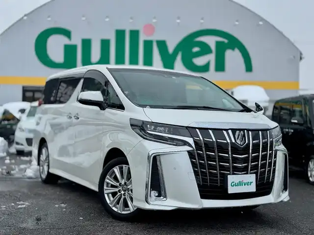 トヨタ アルファード S 滋賀県 2020(令2)年 3.7万km ホワイトパールクリスタルシャイン ワンオーナー/純正ディスプレイオーディオ/　純正Tコネクトナビキット/　純正DVDデッキ Bluetooth/バックカメラ/両側パワースライドドア/Toyota Safety Sense /プリクラッシュセーフティー/レーントレーシングアシスト/ロードサインアシスト/オートマチックハイビーム/クリアランスソナー/ドライブレコーダー前後/純正フロアマット/純正ドアバイザー/純正18インチアルミ/