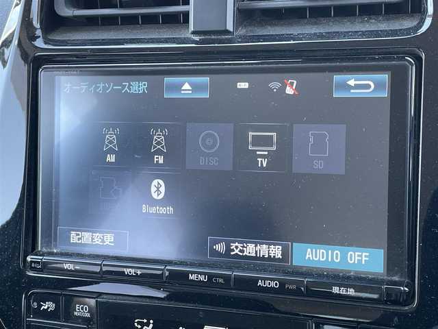 トヨタ プリウス A 道央・札幌 2018(平30)年 15.4万km ホワイトパールクリスタルシャイン 寒冷地仕様/純正ディーラーOPナビ/CD/DVD/BT/フルセグ/プリクラッシュセーフティ/横滑り防止装置/レーダークルーズコントロール/レーンキープアシスト/パーキングセンサー/クリアランスソナー/ブラインドスポットモニター/バックカメラ/ビルトインETC/ドライブレコーダー/HUD/ワイパーデアイサー/EVMODE/DRIVEMODE切替/自動防眩ミラー/革巻きステアリング/ステアリングリモコン/プッシュスタート/スマートキー/LEDヘッドライト/オートライト/オートハイビーム/フォグランプ/電動格納ミラー/ヒーテッドドアミラー/ウィンカーミラー/純正フロアマット/ドアバイザー/社外AW付冬タイヤ積込/（純正ホイールキャップ有）/195/65/R15/2023年/山8mm