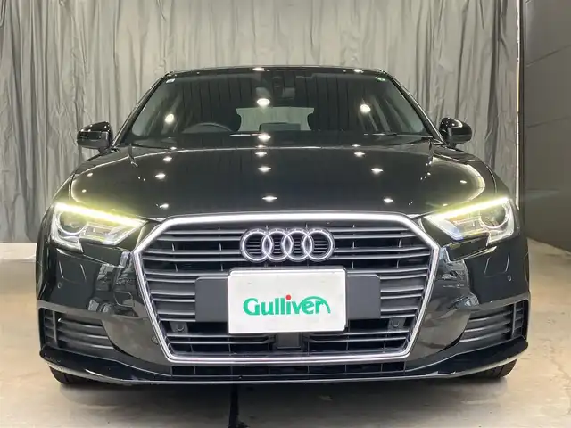 アウディ Ａ３ SB 30TFSI 東京都 2019(令1)年 2.5万km ミトスブラックメタリック 1400CCターボ/純正ナビゲーション/地上デジタルテレビ/Bモニター/ETC/レーダークルーズコントロール/キセノンライト/フォグライト（前後）/アイドリングストップ/スマートキー/アイドリングストップ/パーキングセンサー/純正アルミホイール16インチ/純正フロアマット/メーカー保証書/取扱説明書/点検整備記録簿R235年