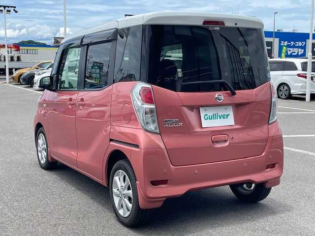 日産 デイズ ルークス X Vセレクション 長崎県 2018(平30)年 8.7万km ブロッサムピンク 純正メモリーナビ/CD/DVD/BT/フルセグTV/アラウンドビューモニター/エマージェンシーブレーキ/両側パワースラアイドドア/ステアリングスイッチ/ナビ連動ドライブレコーダー/純正14インチAW/ETC