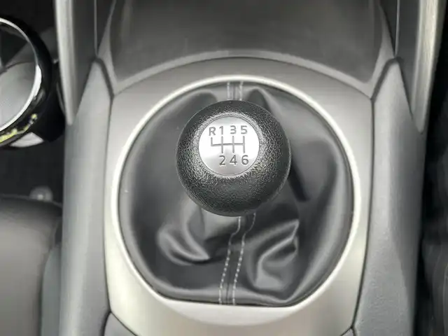 マツダ ロードスター NR－A 宮崎県 2021(令3)年 6.3万km ジェットブラックマイカ 純正メディアプレイヤー/ワンオーナー車/6速MT/ハイオク車/レーンキープアシスト/衝突被害軽減システム/パーキングアシスト/オートライト/USB×１/AUX/純正マット/純正アルミ　16インチ/オールシーズンタイヤ/ETC/ステアリングスイッチ