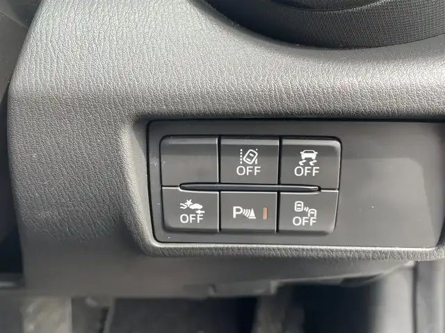マツダ ロードスター NR－A 宮崎県 2021(令3)年 6.3万km ジェットブラックマイカ 純正メディアプレイヤー/ワンオーナー車/6速MT/ハイオク車/レーンキープアシスト/衝突被害軽減システム/パーキングアシスト/オートライト/USB×１/AUX/純正マット/純正アルミ　16インチ/オールシーズンタイヤ/ETC/ステアリングスイッチ