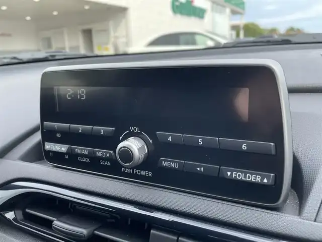 マツダ ロードスター NR－A 宮崎県 2021(令3)年 6.3万km ジェットブラックマイカ 純正メディアプレイヤー/ワンオーナー車/6速MT/ハイオク車/レーンキープアシスト/衝突被害軽減システム/パーキングアシスト/オートライト/USB×１/AUX/純正マット/純正アルミ　16インチ/オールシーズンタイヤ/ETC/ステアリングスイッチ