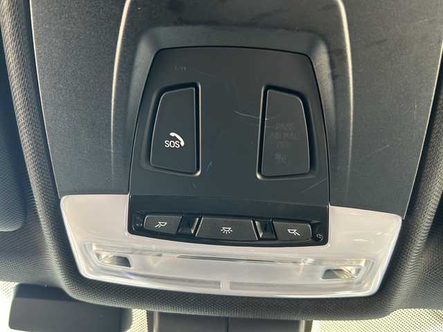 ＢＭＷ ３２０ｄ Mスポーツ 静岡県 2018(平30)年 1.9万km 白 純正ナビ/CD/DVD/Bluetooth/USB/FM/AM/フルセグ/主要装備/・コーナーセンサー　/・シートメモリー　/・純正ナビ　/・レーダークルーズコントロール　/・ＳＯＳコール　/・スマートキー　/・ステアリングリモコン　/・オートライト　/・レーンキープアシスト　/・シートヒーター　/・パワーシート　/・保証書/・LEDヘッドライト/・盗難防止装置/・横滑り防止装置/・純正アルミホイール/・