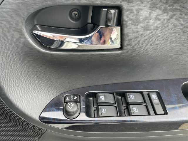 ダイハツ タント カスタム X トップED SA Ⅲ 富山県 2017(平29)年 2.2万km パールホワイトⅢ 純正ナビ／/フルセグＴＶ／/Ｂｌｕｅｔｏｏｔｈ／/ＤＶＤ再生／/Ｂカメラ／/パワースライドドア／/スマートキー／/シートヒーター／/ドライブレコーダー／/アイドリングストップ／/ＬＥＤオートライト／/スマートアシスト/ドライブレコーダー