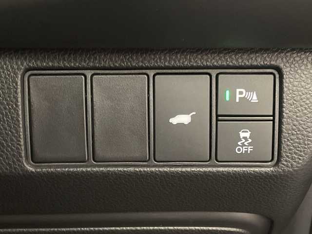 ホンダ ヴェゼル ハイブリッド e:HEV Z 愛媛県 2025(令7)年 0.1千km クリスタルブラックパール e:HEV Z　4VC4AZ　Honda CONNECTディスプレー+ETC2.0車載器+ワイヤレス充電器(231/000)/登録済未使用車　純正９型ナビ　バックカメラ　衝突被害軽減ブレーキ　ホンダセンシング　フルセグ　Ｂｌｕｅｔｏｏｔｈ　電動リアゲート　レーンアシスト　アダプティブクルーズコントロール　ＥＴＣ２．０　禁煙車