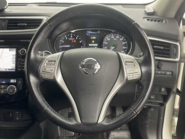 日産 エクストレイル 20X エマージェンシーブレーキ 道央・札幌 2017(平29)年 5.8万km ブリリアントホワイトパール ・パートタイム４ＷＤ/・純正ナビ（CD/BT/フルセグTV/SD/USB）/・全方位カメラ/・エマージェンシーブレーキ/・シートヒーター（前席）/・クルーズコントロール/・ビルトインＥＴＣ/・アイドリングストップ/・コーナーセンサー/・横滑り防止/・スマートキー/・プッシュスタート/・オートライト/・フロアマット