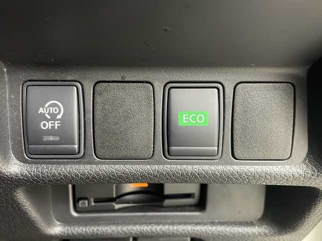 日産 エクストレイル 20X エマージェンシーブレーキ 道央・札幌 2017(平29)年 5.8万km ブリリアントホワイトパール ・パートタイム４ＷＤ/・純正ナビ（CD/BT/フルセグTV/SD/USB）/・全方位カメラ/・エマージェンシーブレーキ/・シートヒーター（前席）/・クルーズコントロール/・ビルトインＥＴＣ/・アイドリングストップ/・コーナーセンサー/・横滑り防止/・スマートキー/・プッシュスタート/・オートライト/・フロアマット