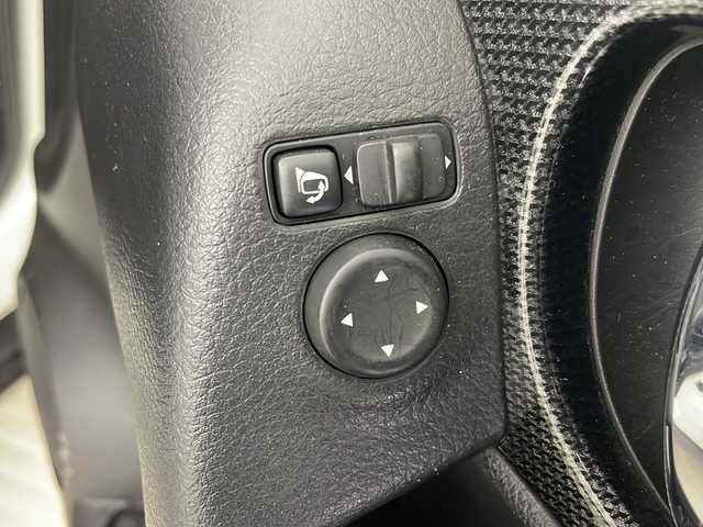 日産 エクストレイル 20X エマージェンシーブレーキ 道央・札幌 2017(平29)年 5.8万km ブリリアントホワイトパール ・パートタイム４ＷＤ/・純正ナビ（CD/BT/フルセグTV/SD/USB）/・全方位カメラ/・エマージェンシーブレーキ/・シートヒーター（前席）/・クルーズコントロール/・ビルトインＥＴＣ/・アイドリングストップ/・コーナーセンサー/・横滑り防止/・スマートキー/・プッシュスタート/・オートライト/・フロアマット