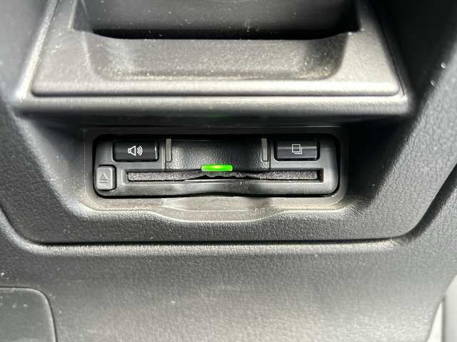 マツダ ＣＸ－３０ 20S ブラックトーンED 埼玉県 2022(令4)年 6.1万km スノーフレイクホワイトパールマイカ メーカーナビ　/(FM/AM/Bluetooth/USB/CD/DVD/フルセグ)/ETC/ドラレコ前後　/フロント・サイド・リアカメラ　/ワンオーナー　/TRC　/PCS　/BSM　/レーンキープアシスト　/クルーズコントロール　/プッシュスタート　/パドルシフト　/アイドリングストップ　/パワーバックドア　/ISOFIX/オートライト/オートハイビーム/電格ミラー/ステアリングスイッチ/パーキングセンサー/純正フロア/LEDヘッドライト