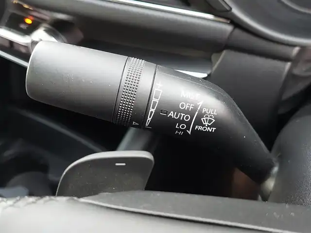 マツダ マツダ３セダン XD Lパッケージ 東京都 2019(令1)年 3.3万km スノーフレイクホワイトパールマイカ 純正SDナビ/全方位カメラ/衝突軽減ブレーキ/ブラインドスポットモニター/黒レザーシート/運転席パワーシート/ドライブレコーダー前後/ETC/パドルシフト/シートメモリー/レーダークルーズコントロール/シートヒーター/クリアランスソナー/ステアリングスイッチ/ハンドルヒーター/オートライト/LEDヘッドライト