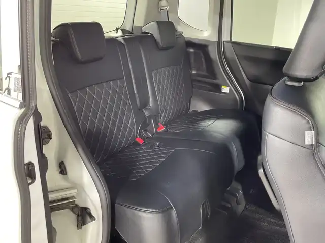 スズキ ソリオ バンディット HV MV 神奈川県 2019(平31)年 3.3万km ピュアホワイトP 純正8型DOナビ【CN-RZ846】/CD DVD Bluetooth フルセグTV USB SD/バックカメラ/両側パワースライドドア/スズキセーフティサポート/・デュアルカメラブレーキサポート/・横滑り防止機能/・アダプティブクルーズコントロール/・誤発進抑制機能/・車線逸脱警報機能/・ふらつき防止機能/・先行車発進お知らせ機能/・ハイビームアシスト/・リヤパーキングセンサー/ビルトインETC/パドルシフト/前方方向ドライブレコーダー/ステアリングリモコン/純正フロアマット/オートライト/純正15インチアルミホイール/スマートキー/純正ドアバイザー